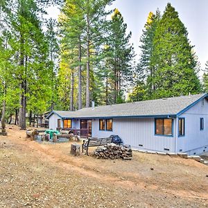 Pioneer Cabin With Fire Pit, 2 Furnished Decks! Exterior photo