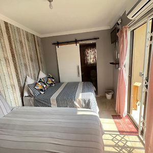 Oteng Lifestyle Bnb Rustenburg Exterior photo