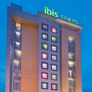 Ibis Styles Solo Surakarta (Solo) Exterior photo