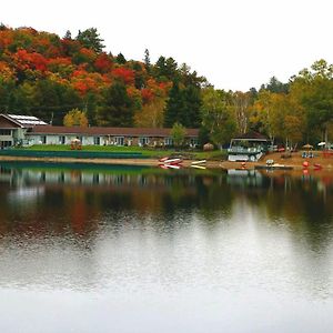 Algonquin Lakeside Inn Dwight Exterior photo