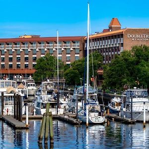 Doubletree By Hilton New Bern - Riverfront Exterior photo