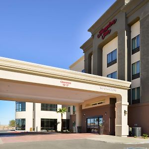 Hampton Inn El Centro Exterior photo