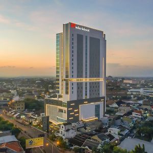 Swiss-Belhotel Solo Surakarta (Solo) Exterior photo