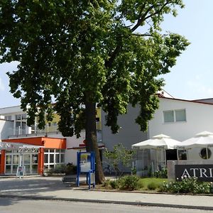 Atrium Gaestezimmer Und Restaurant - Hohenau An Der March Hohenau an der March Exterior photo