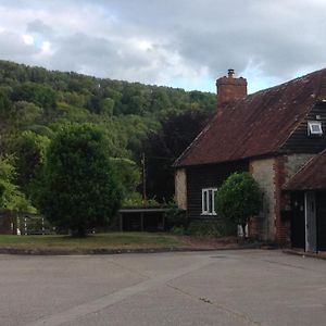 The Old Smithy Duneton Exterior photo