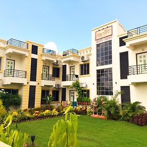 Binodini Hotel And Restaurant Shānti Niketan Exterior photo