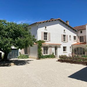 No12 Mansle-les-Fontaines Exterior photo