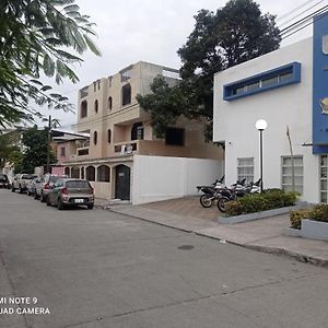 Hospedaje Atarazana Guayaquil Exterior photo