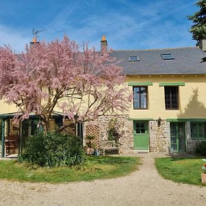 Les Berges De La Planchette Yvignac-la-Tour Exterior photo