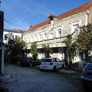 Au Relais Des Thermes Saint-Amand-les-Eaux Exterior photo