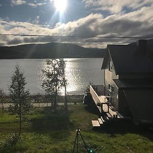 Trivelig Fritidshus Pa Arnes, Senja Straumstad Exterior photo