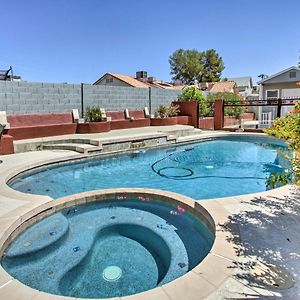Glendale Oasis With Saltwater Pool And Hot Tub! Phoenix Exterior photo