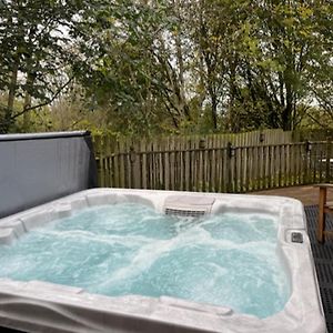 Beautiful 2 Bed Apt With Hot Tub In Blaydon Burn Blaydon-on-Tyne Exterior photo