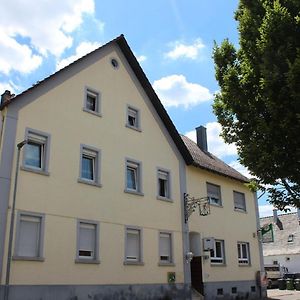 Gasthaus Zum Ritter Karlsdorf-Neuthard Exterior photo