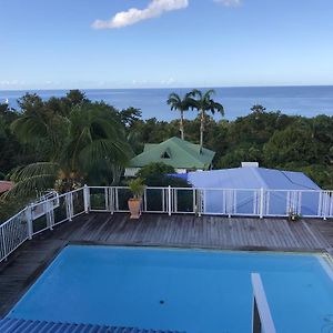 Villa De 6 Chambres A Pointe Noire A 150 M De La Plage Avec Vue Sur La Mer Piscine Partagee Et Jardin Clos Pointe-Noire Exterior photo