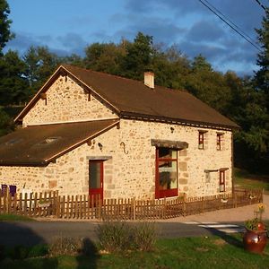 Gite Familial Avec Peche, Cascade, Animaux Et Activites Variees, Proche De Vichy Et Le Pal - Fr-1-489-122 Barrais-Bussolles Exterior photo