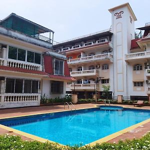 Apartment In Colva Goa With Pool & Gym Colvá Exterior photo