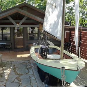 The Panacea Boathaus Kimberling City Exterior photo