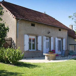 Grand Gite Familial A La Campagne Avec Jardin Et Veranda, Pres De Vichy Et Moulins - Fr-1-489-256 Cindre Exterior photo