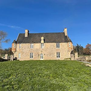 La Grande Rocque Airel Exterior photo