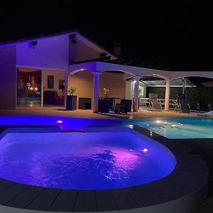 Villa Sany:10 Pers Maison 200M2 Piscine , Jacuzzi Narrosse Exterior photo