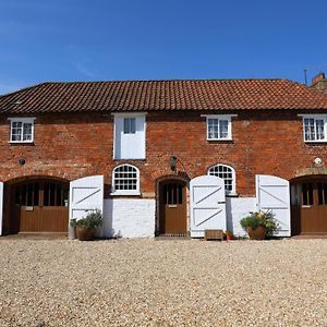 Manor House Stables, Martin - Lovely Warm Cosy Accommodation Near Woodhall Spa Martin (Lincolnshire) Exterior photo