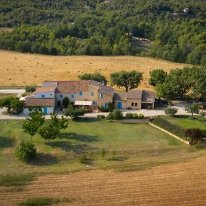 Domaine De La Marie Dans Le Luberon Peypin-d'Aigues Exterior photo