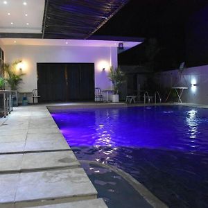 Lovely 2-Bedroom Hotspring Resort Calamba (Laguna) Exterior photo