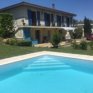 Inviting 2-Bed Apartment With Pool In Saint-Romain Saint-Romain (Charente) Exterior photo