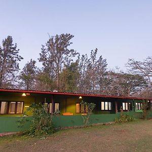 Bamboo Banks Farm & Guest House Masinagudi Exterior photo