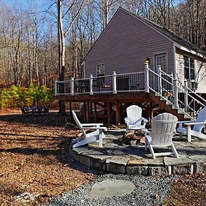 Our Private Wooded Cabin Chatham Exterior photo