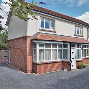 Grange Croft Ben Rhydding Exterior photo