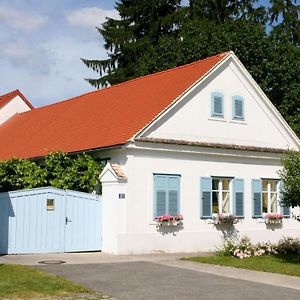 Pension Buch, Bed And Breakfast Eberau Exterior photo