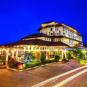 Royal Nakhara Hotel And Convention Centre Nong Khai Exterior photo