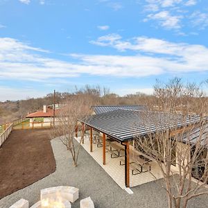 Guadalupe Bluff Modern House Kerrville Exterior photo