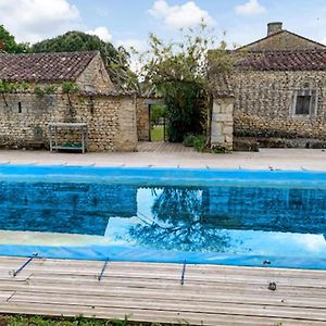 Nice Home In Geay With Wifi Geay (Charente-Maritime) Exterior photo