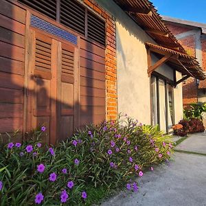 Classic Traditional Villa With Breathtaking View Pool Wifi Pantai Cenang (Langkawi) Exterior photo