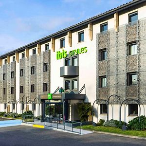 Ibis Styles Toulouse Nord Sesquieres Exterior photo