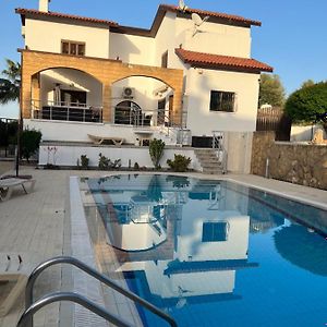 Ultra Deluxe Villa Kyrenia (Northern Cyprus) Exterior photo