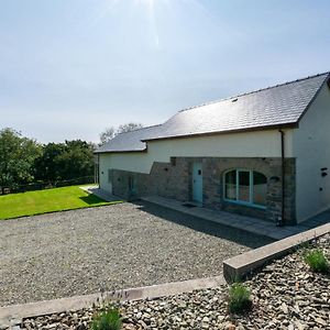 Cwm Hyfryd Cross Inn Exterior photo