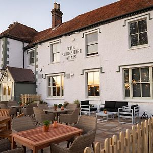 Berkshire Arms By Chef & Brewer Collection Midgham Exterior photo