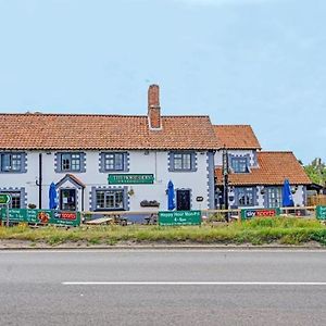 Oyo The Billingford Horseshoes Scole Exterior photo