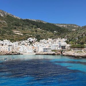 Il Mandorlo: Casa Immersa Nella Natura Dell'Isola Levanzo Exterior photo