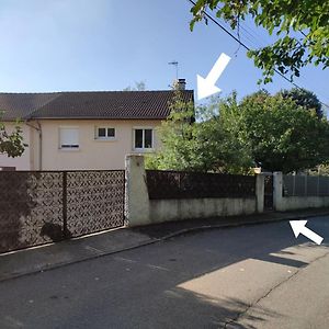 Studio Dans Maison Avec Jardin Et Balcon, Au Calme Serezin-du-Rhone Exterior photo