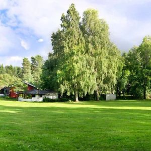 Nice Entire Semi - Attached House - M Umeå Exterior photo