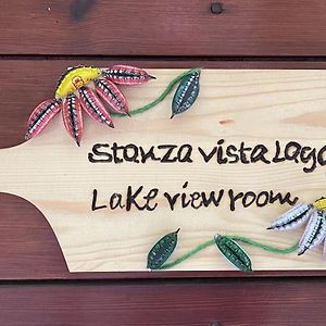 Stanza Con Terrazzo Vista Lago - Lakeholiday It Castel di Tora Exterior photo