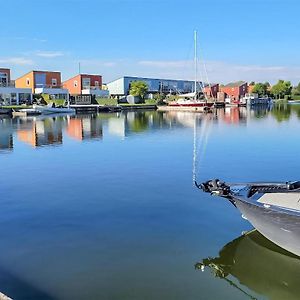 Cozy Home In Oude Tonge With House Sea View Oude-Tonge Exterior photo