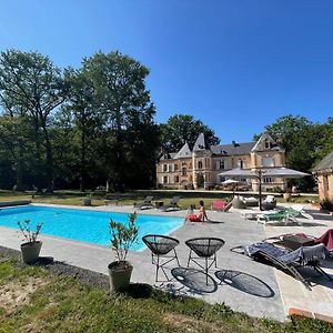 Château Les Villiers - Au cœur de la Sologne Villeny Exterior photo