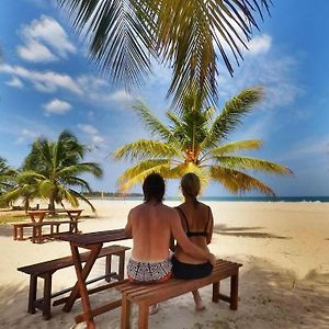 Aqua Marine Beach Hotel Kalkudah (Batticaloa) Exterior photo