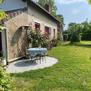 Studio Epicea Avec Jardin Dans Charmante Propriete Méry-sur-Oise Exterior photo